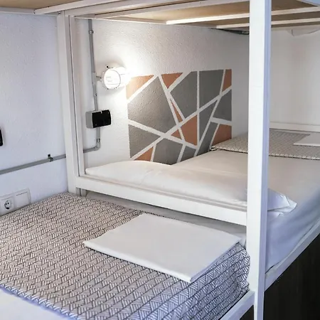 Hostel Lagom New, 5 Min Walk From The Sea *