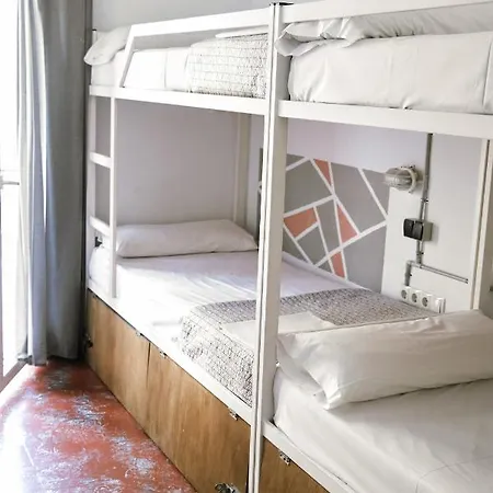 Hostel Lagom New, 5 Min Walk From The Sea