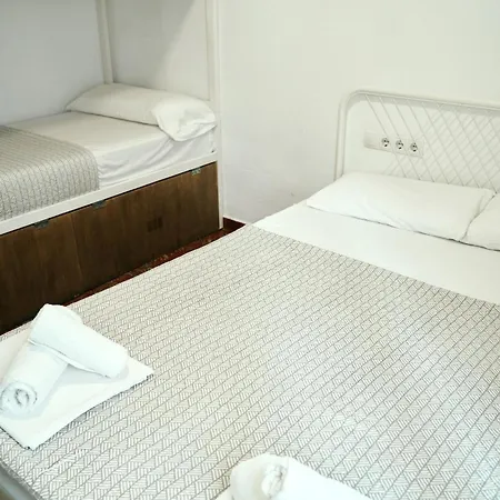 Hostel Lagom New, 5 Min Walk From The Sea *