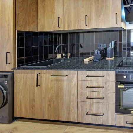 Lagom New, 5 Min Walk From The Sea بيت شباب *