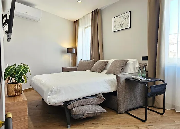 Lagom New, 5 Min Walk From The Sea Vandrarhem