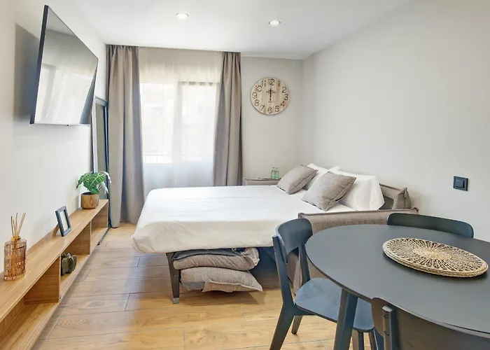 Lagom New, 5 Min Walk From The Sea Vandrarhem Lloret de Mar