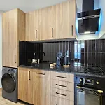 Lagom New, 5 Min Walk From The Sea Хостел
