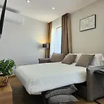 Lagom New, 5 Min Walk From The Sea *