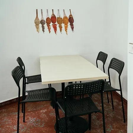 Ostello Lagom New, 5 Min Walk From The Sea Lloret de Mar