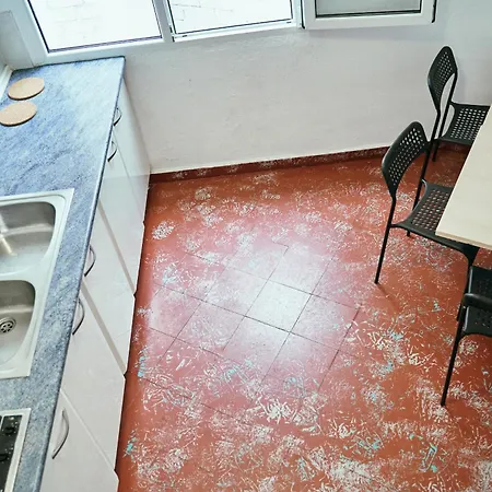 Ostello Lagom New, 5 Min Walk From The Sea Lloret de Mar