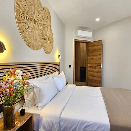 Хостел Lagom New, 5 Min Walk From The Sea