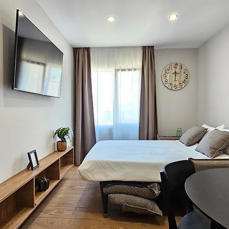 호스텔 Lagom New, 5 Min Walk From The Sea *