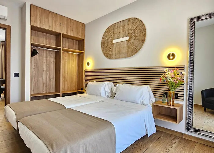 Lagom New, 5 Min Walk From The Sea *