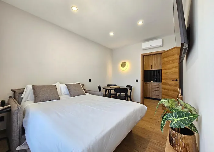 Lagom New, 5 Min Walk From The Sea Vandrerhjem