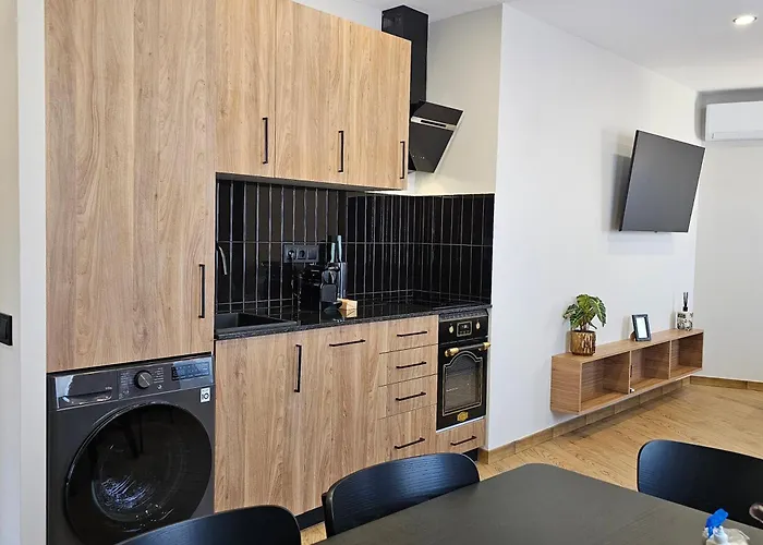 Vandrerhjem Lagom New, 5 Min Walk From The Sea