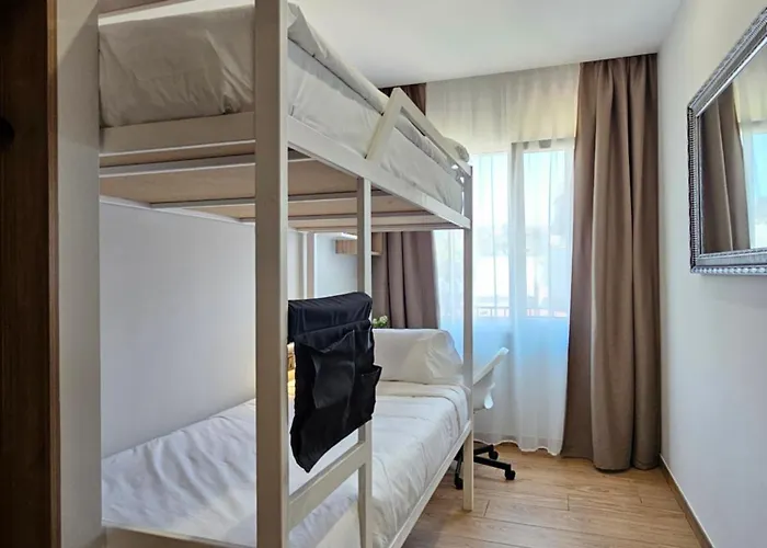 Lagom New, 5 Min Walk From The Sea